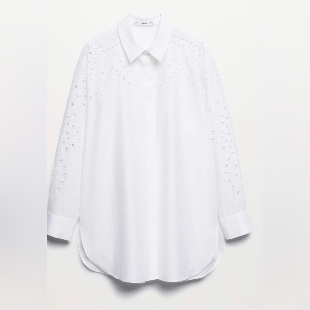 Open work detail blouse/ shirt. Oversize design. Like new.